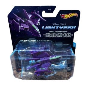 New in Package Hot Wheels Disney Pixar LIGHTYEAR Zurg Fighter Ship